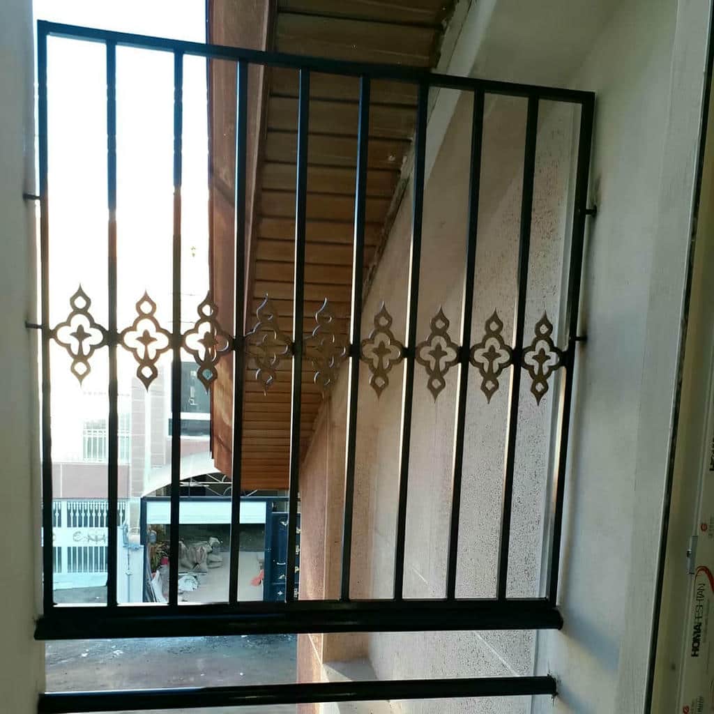نصب حفاظ نرده پنجره آهنی در استان گلستان