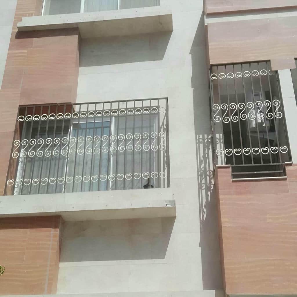 نصب حفاظ نرده پنجره آهنی در قزوین