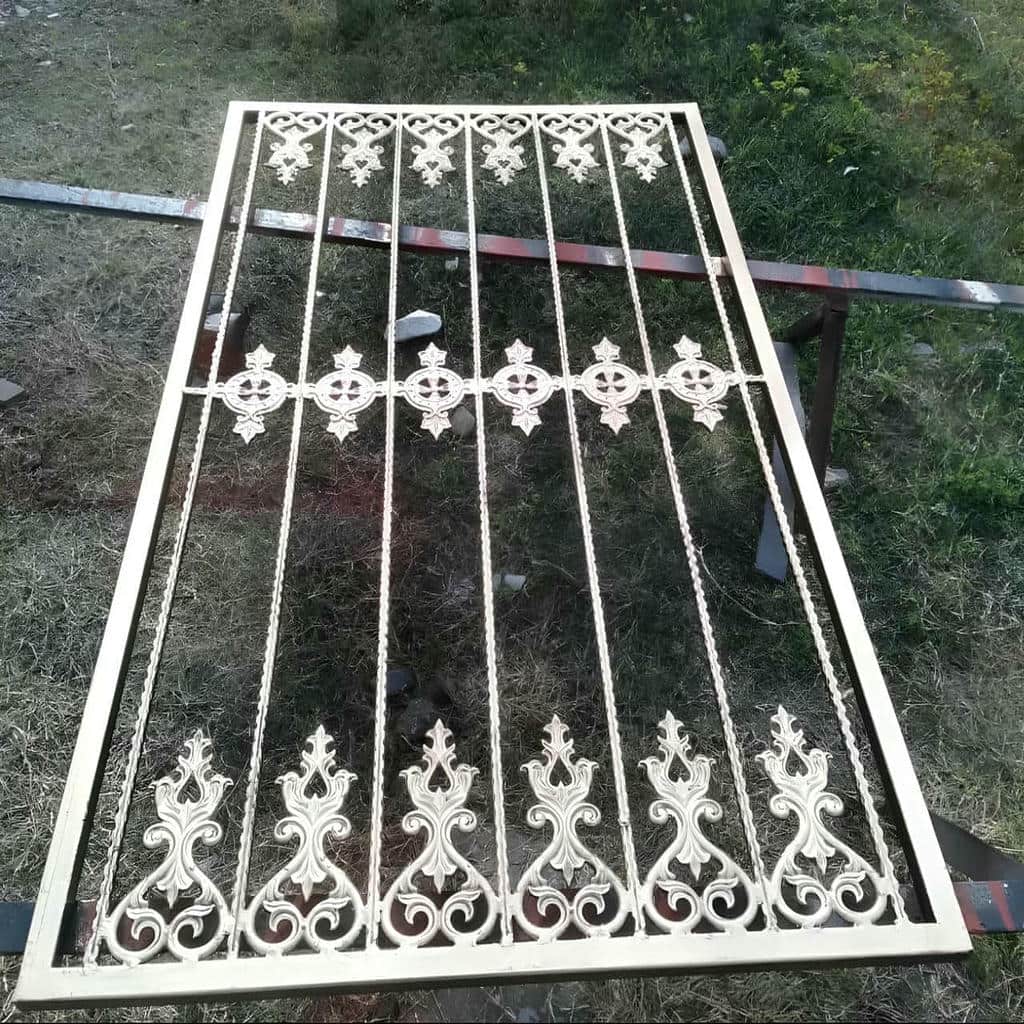 قیمت حفاظ نرده پنجره فرفورژه در قم