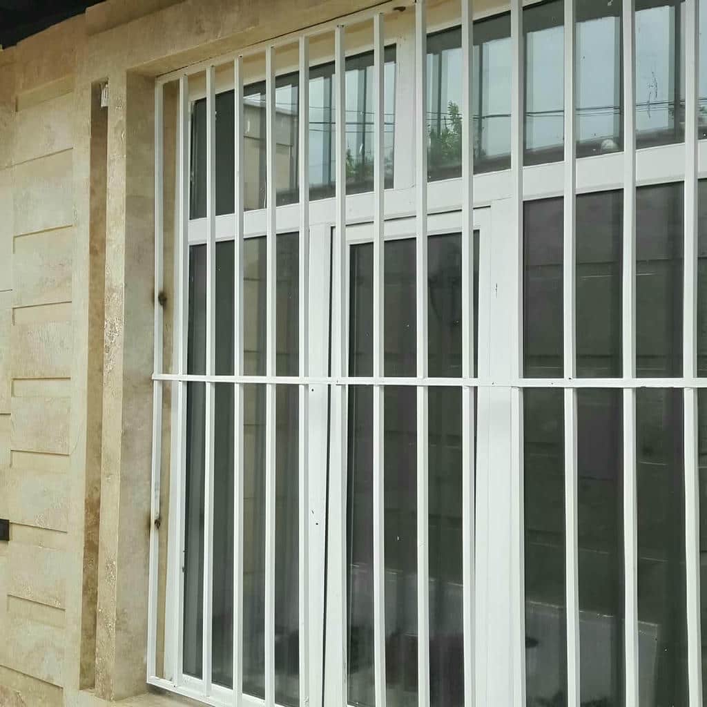خرید حفاظ نرده پنجره ساده در پرند