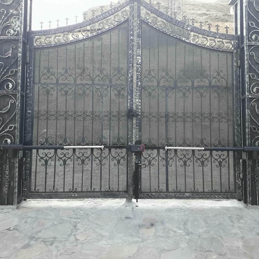 نصب جک درب پارکینگ اتوماتیک پرتردد در تهران