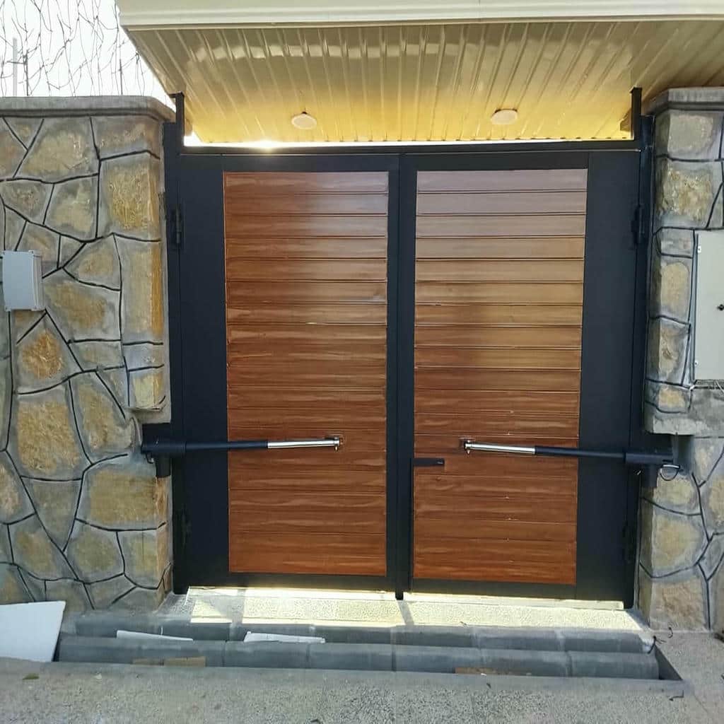 نصب جک درب پارکینگ اتوماتیک ریموت کنترل در بجنورد