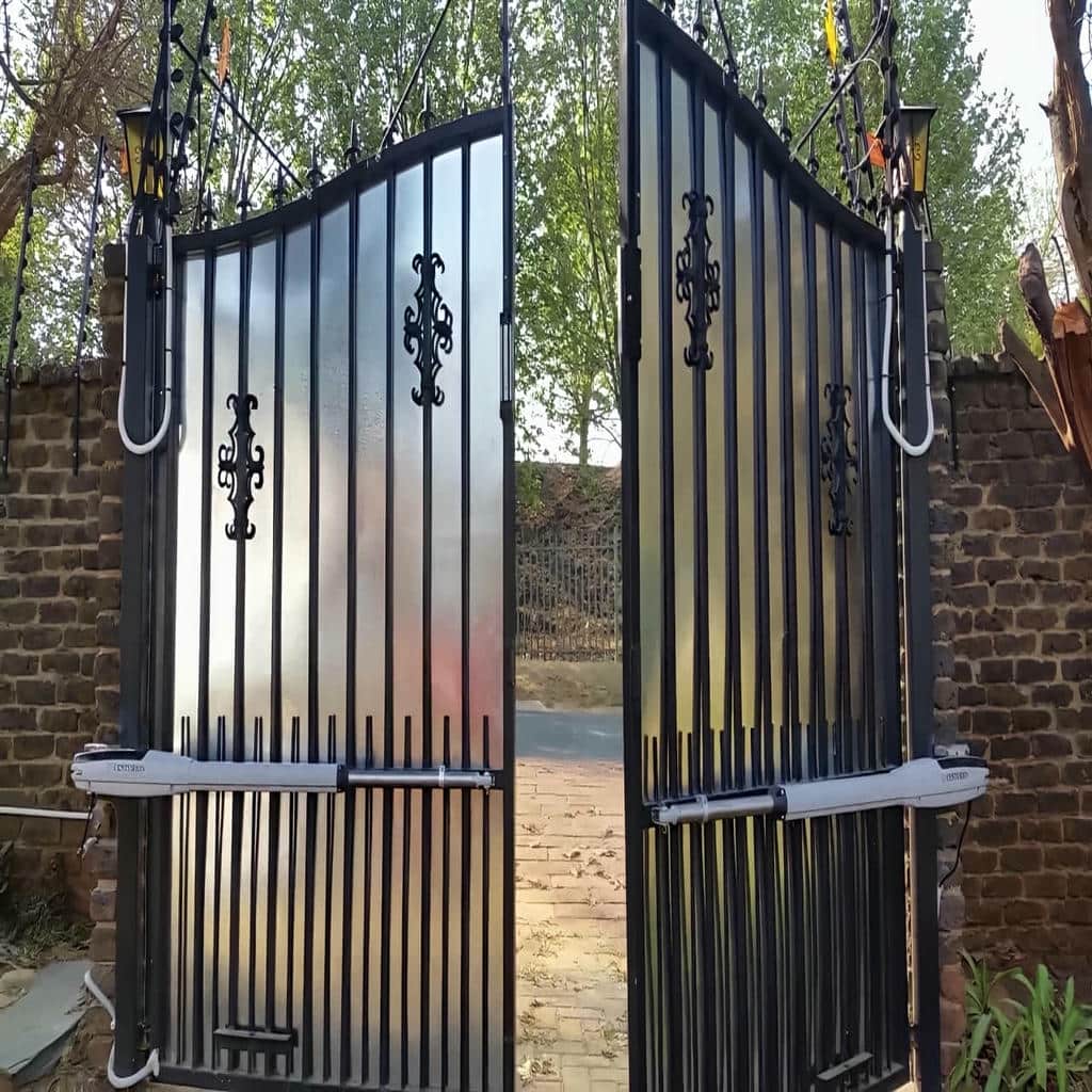 نصب جک درب پارکینگ اتوماتیک آپارتمانی در رفسنجان