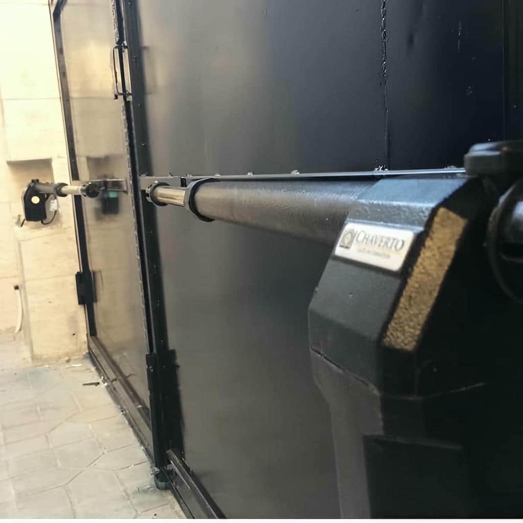 نصب جک درب پارکینگ اتوماتیک ریموت در اردبیل