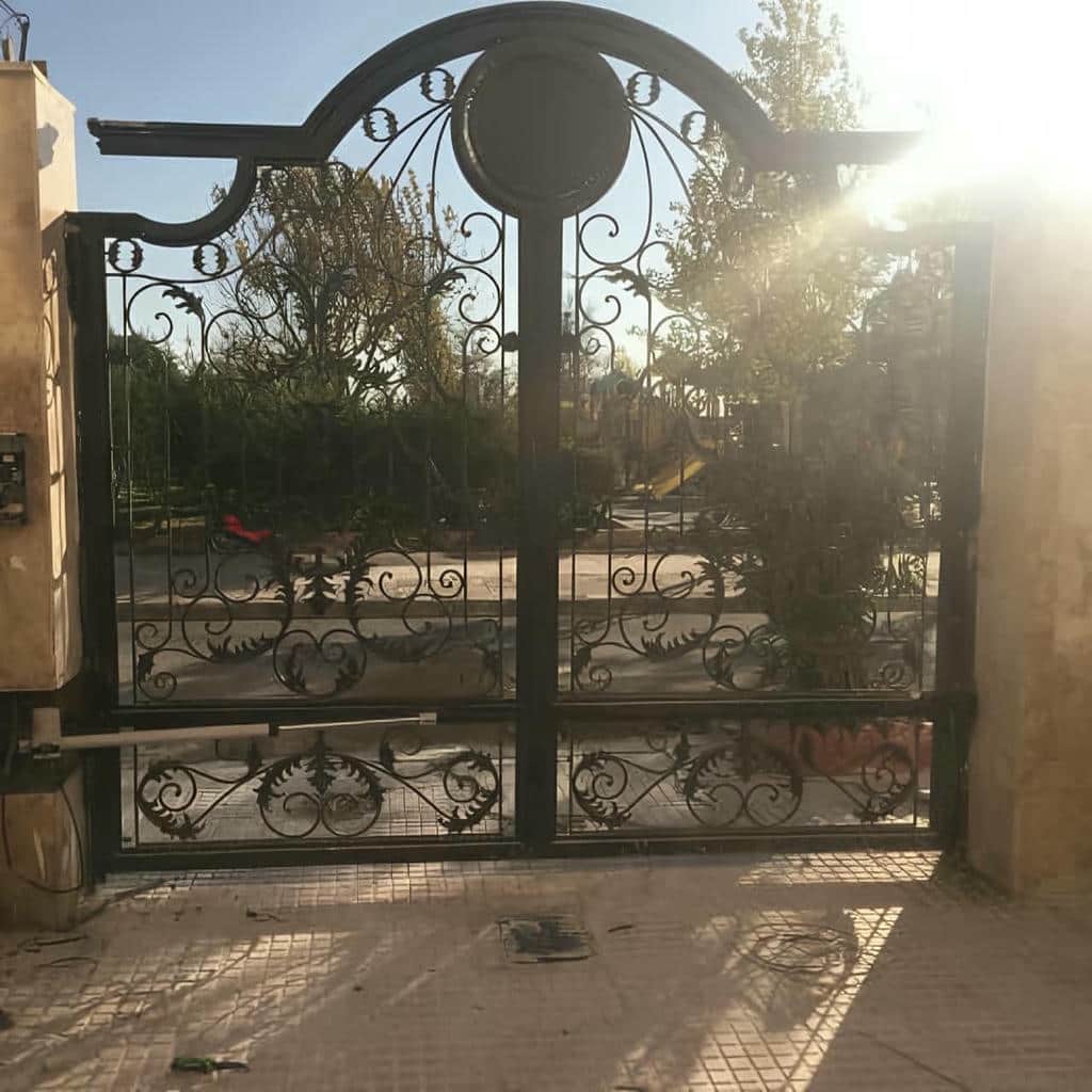 نصب جک درب پارکینگ اتوماتیک ریموت کنترل در محمدشهر