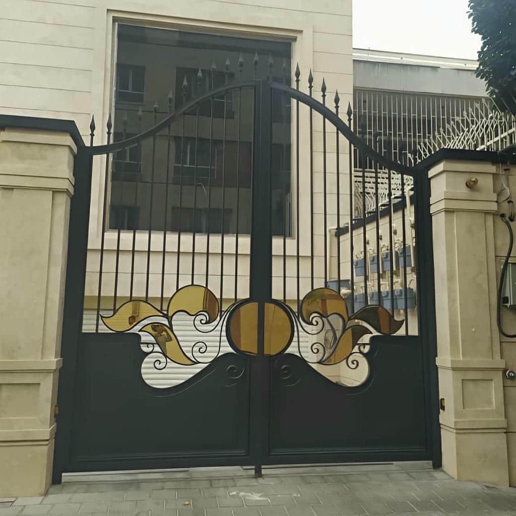 خرید درب حیاط فرفورژه رنگ مقاوم در بندرعباس