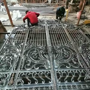 درب حیاط فرفورژه در کرج