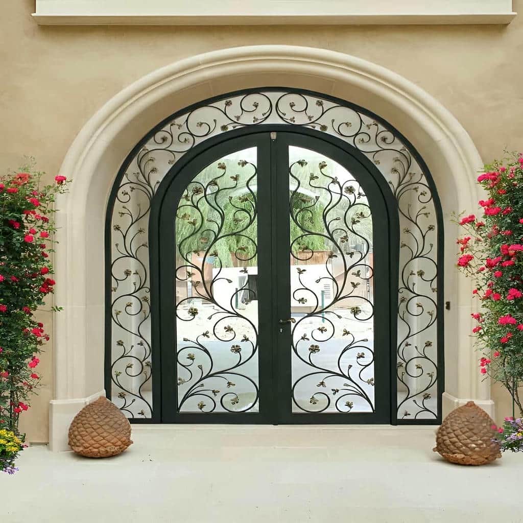درب حیاط فرفورژه در رفسنجان