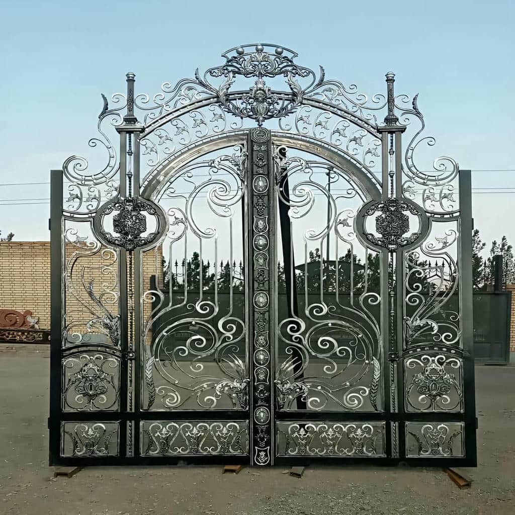 خرید درب حیاط فرفورژه رنگ مقاوم در رفسنجان