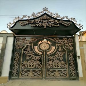 درب حیاط فرفورژه در یزد