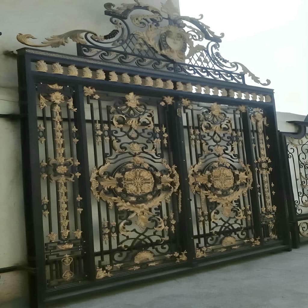 کارخانه درب حیاط فرفورژه لوکس در سقز