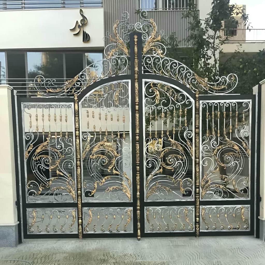 کارخانه درب حیاط فرفورژه فلزی ساده در سنندج