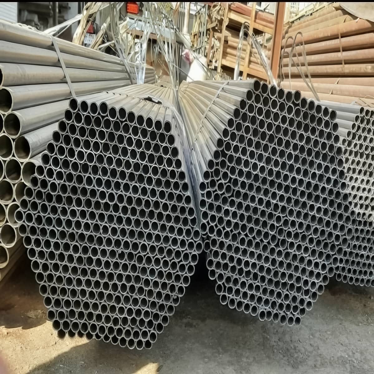 داربست حفاظتی مناسب راهروی سرپوشیده عابر