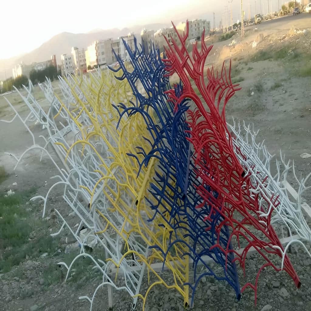 اجرای حفاظ دیوار پرتراکم خمکاری شده مدل لیلیوم