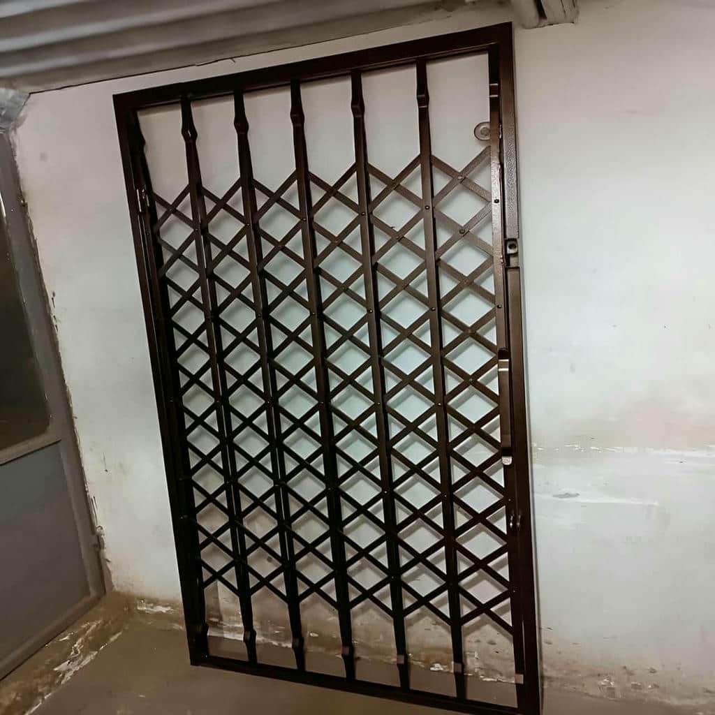 ساخت درب آکاردئونی طلایی سلطنتی تسمه پهن