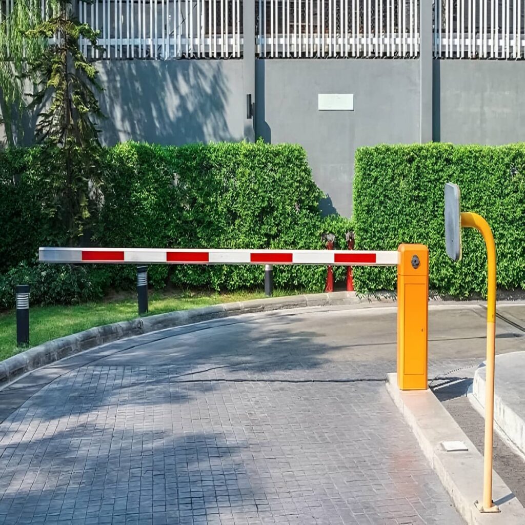 خدمات راهبند تلسکوپی مسیر باریک برای ورودی محدود