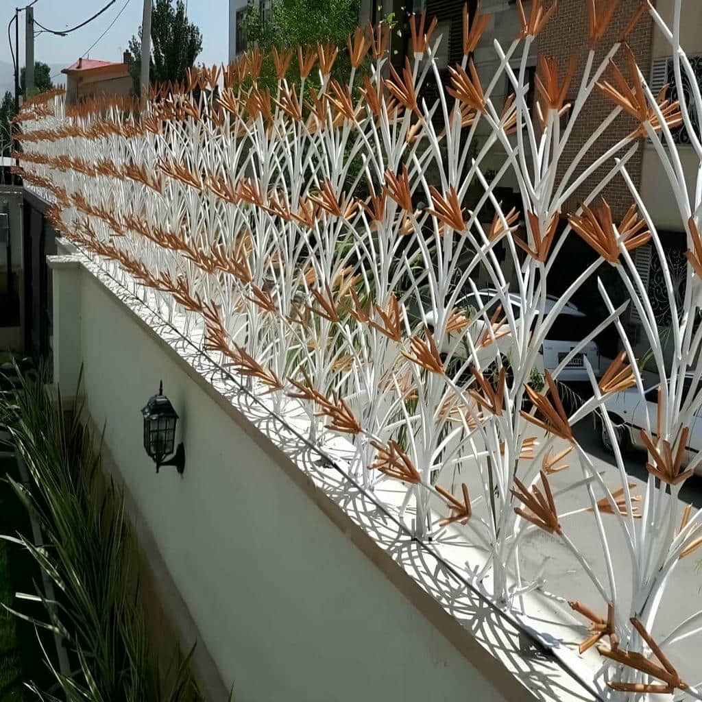 اجرای حفاظ دیوار ویلا نمای سنگی مدل لیلیوم اجرای حفاظ دیوار ویلا نمای سنگی مدل لیلیوم