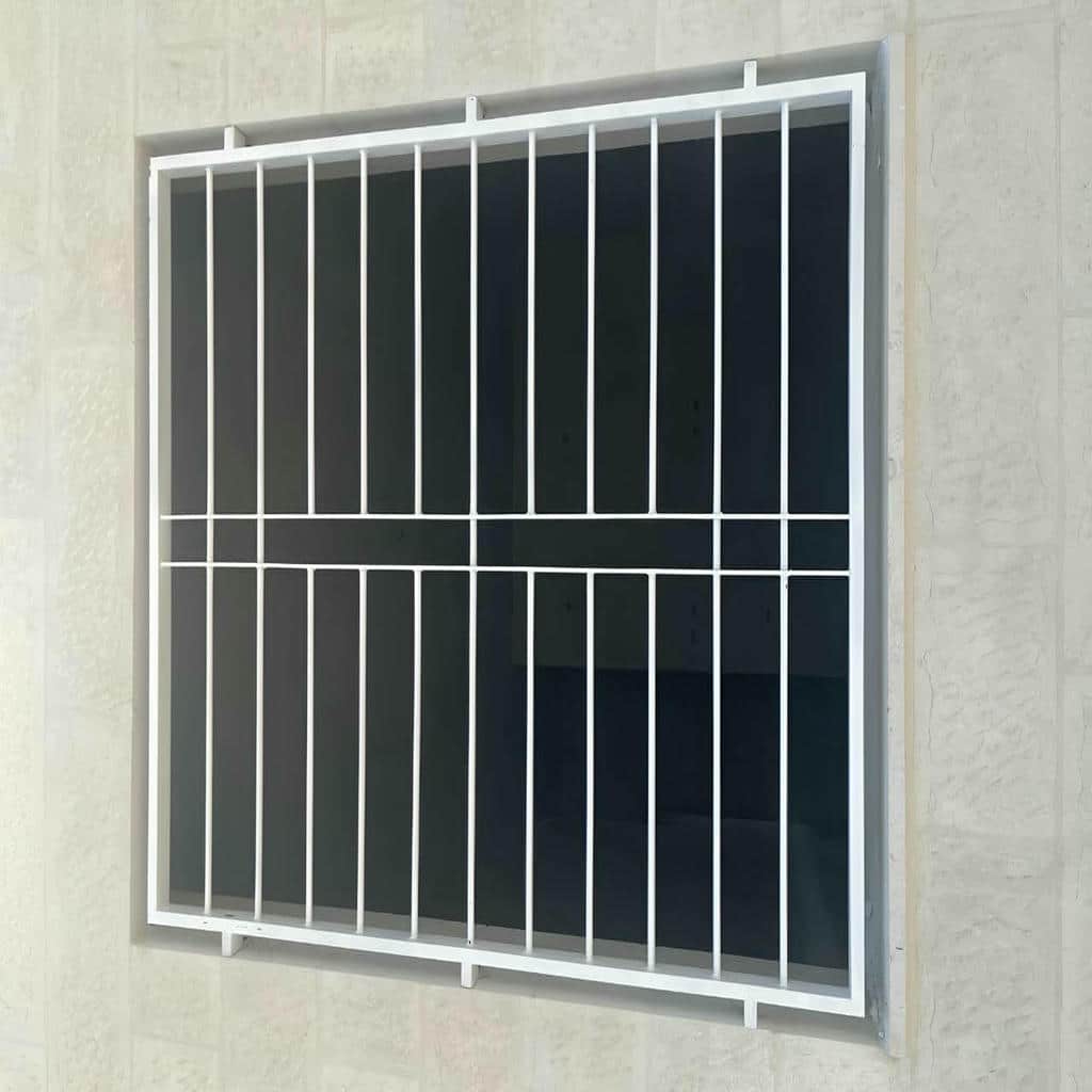 اجرای حفاظ پنجره آپارتمان طبقات پایین بازشو