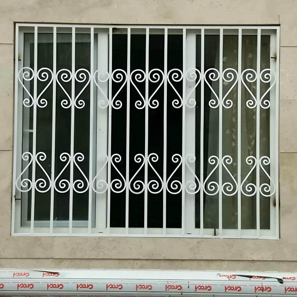 اجرای حفاظ پنجره رنگی کوره ای مدل مینیمال اجرای حفاظ پنجره رنگی کوره ای مدل مینیمال