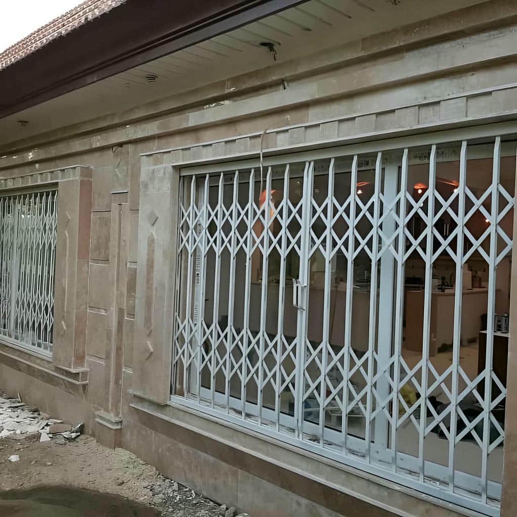 خدمات اندازه‌گیری حفاظ پنجره رنگی کوره ای
