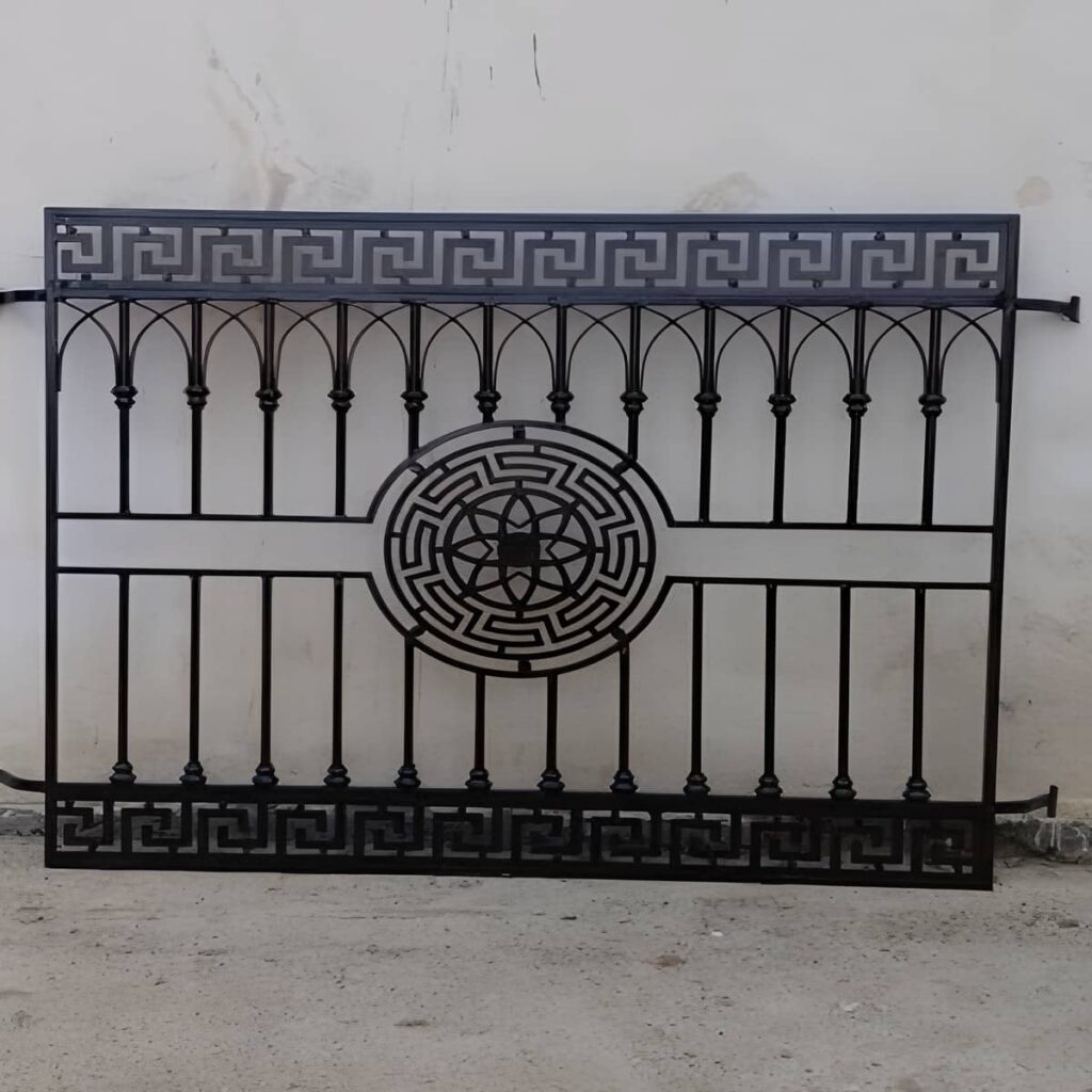 فروش حفاظ پنجره رنگی کوره ای مدل بازشو فروش حفاظ پنجره رنگی کوره ای مدل بازشو