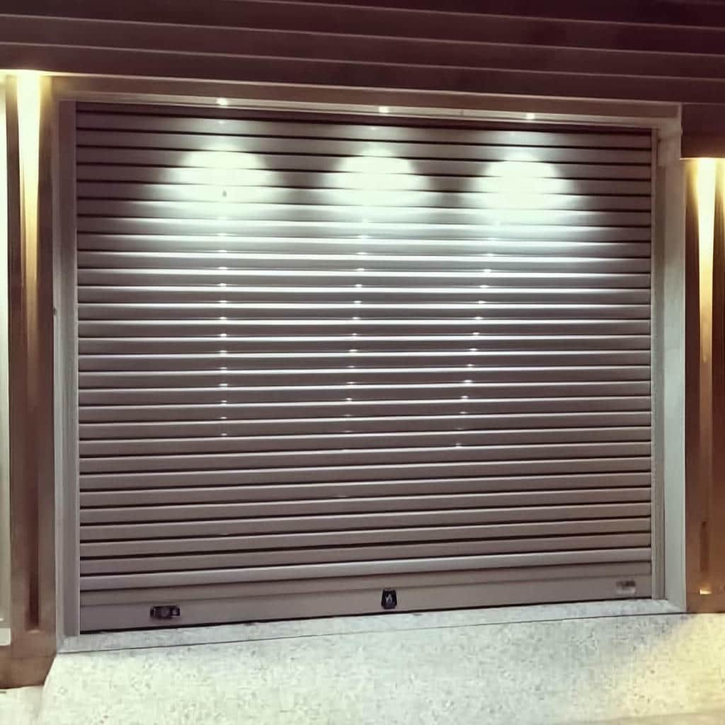 سفارش درب کرکره ای پارکینگ اتوماتیک بر اساس ابعاد دهانه