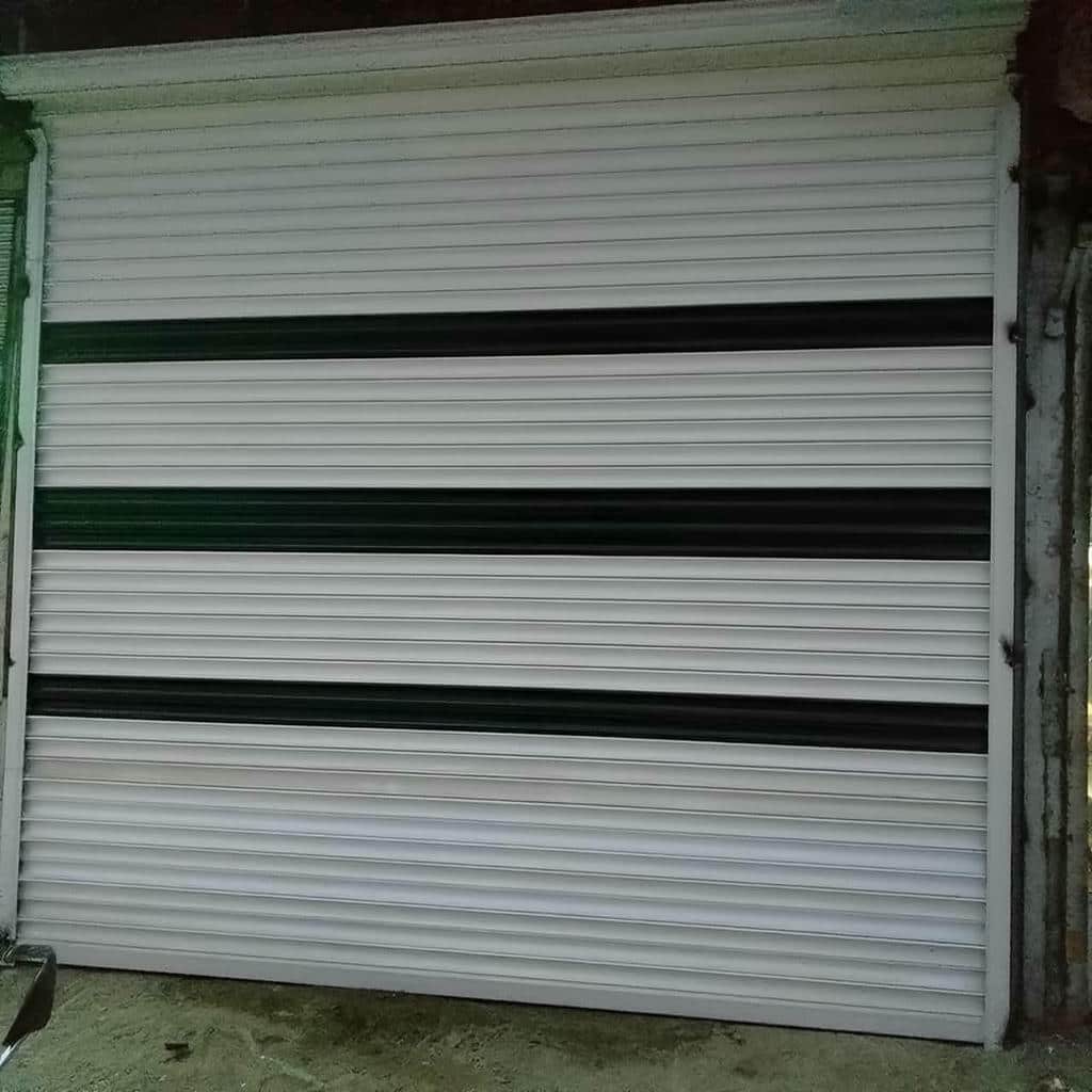 خدمات درب کرکره ای مغازه صنعتی برای تنظیم موتور و ریل