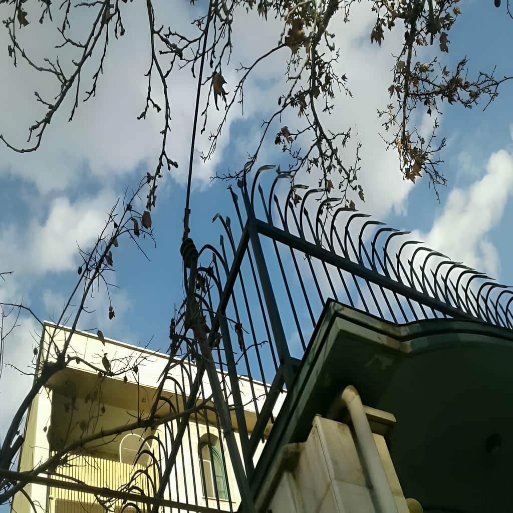 سفارش حفاظ دیوار کلاسیک سرنیزه دوردیفه