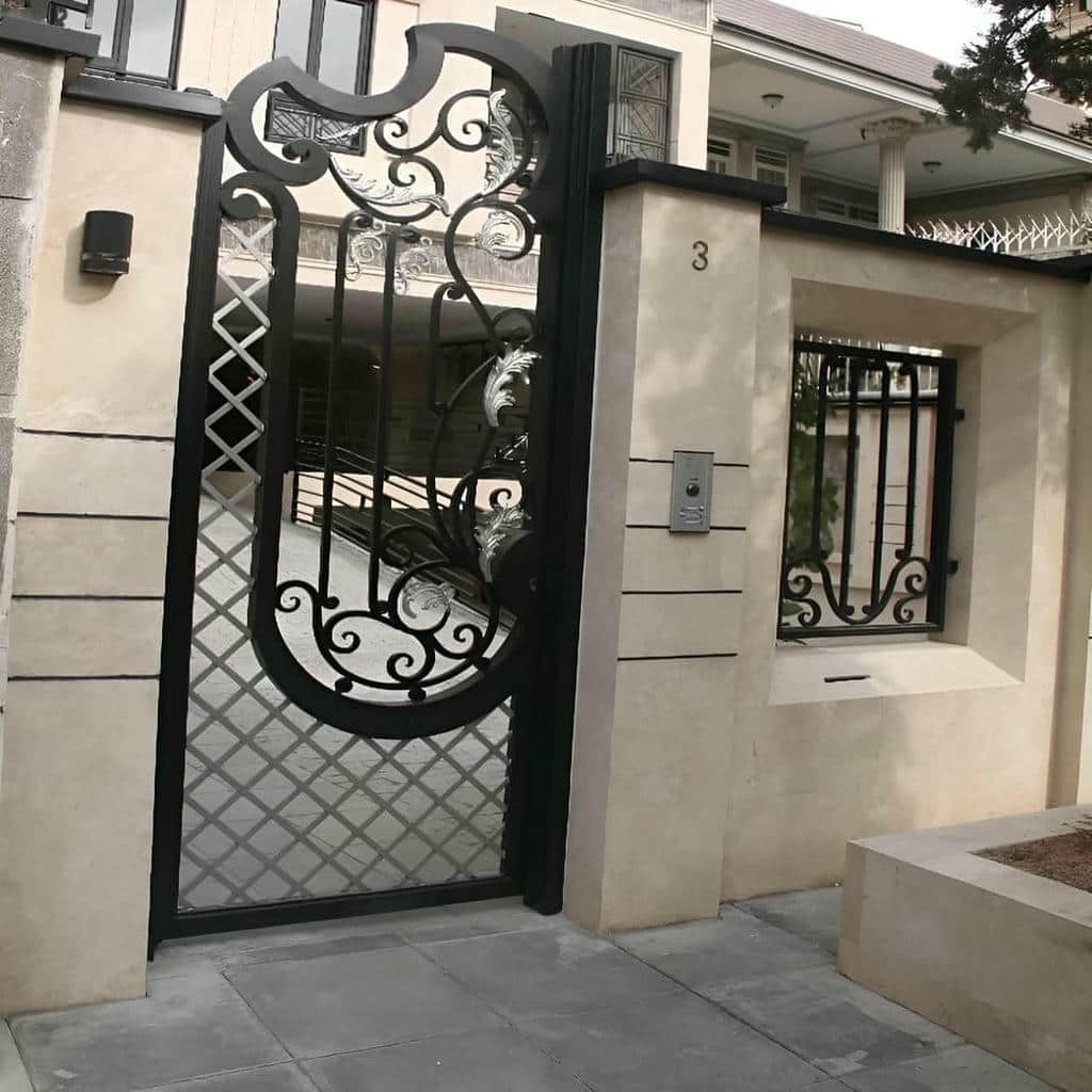 ساخت درب ویلا مدرن نمای سنگی با سطح یکپارچه