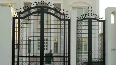 8 نمونه درب ساختمان فرفورژه گل دار