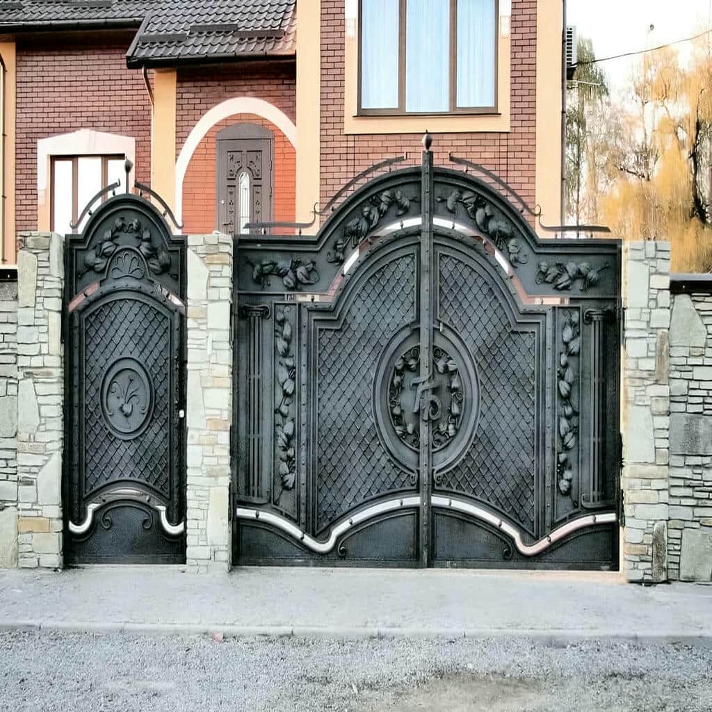 اجرای درب پارکینگ آهنی ریلی با موتور اتوماتیک