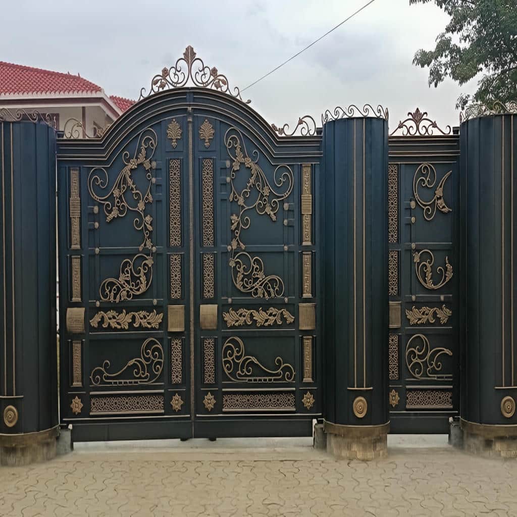 اجرای درب پارکینگ ویلا ماشین رو با جک پارکینگ