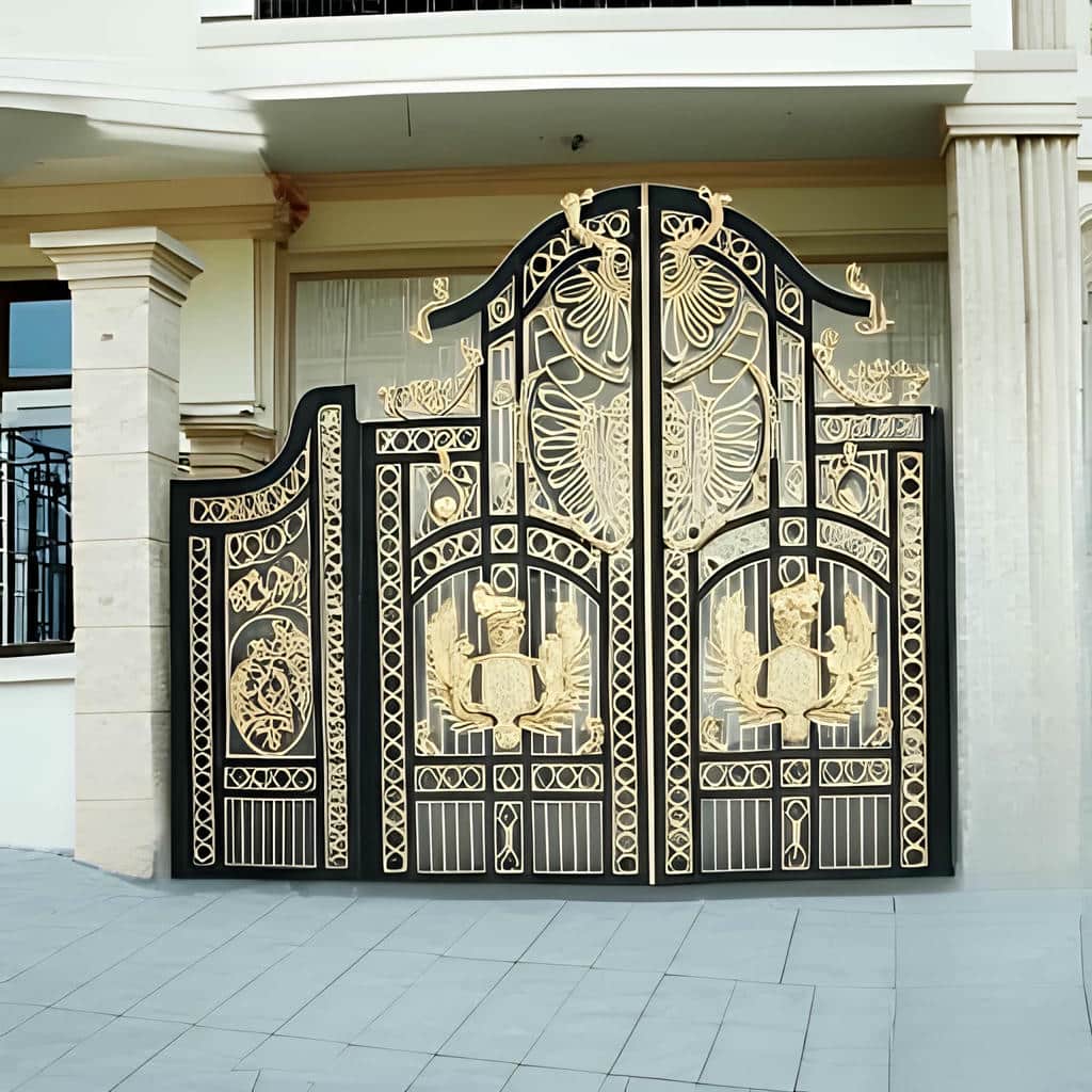 سفارش درب حیاط کشویی ریل زمینی با اندازه‌گیری دقیق مسیر
