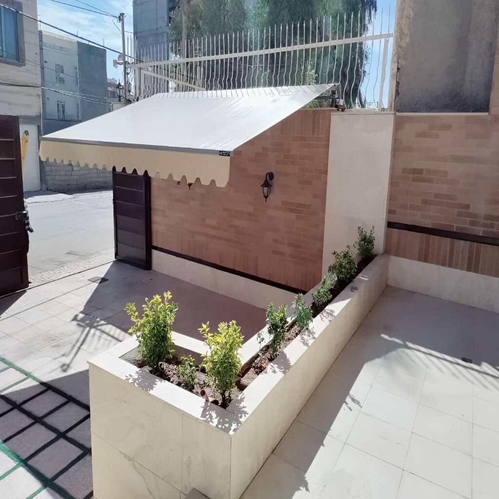 سایبان برقی فضای بیرونی