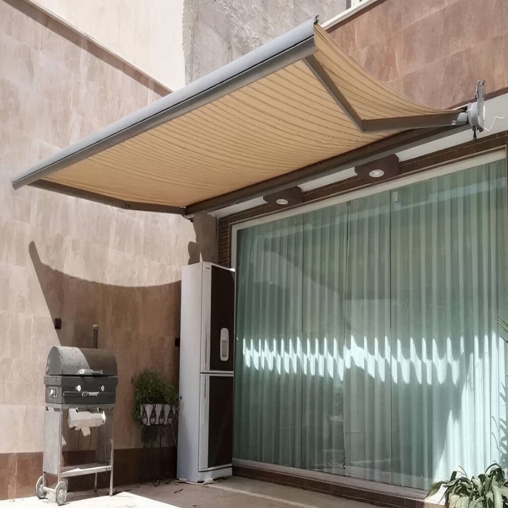 سایبان برقی اتوماتیک با کنترل آسان