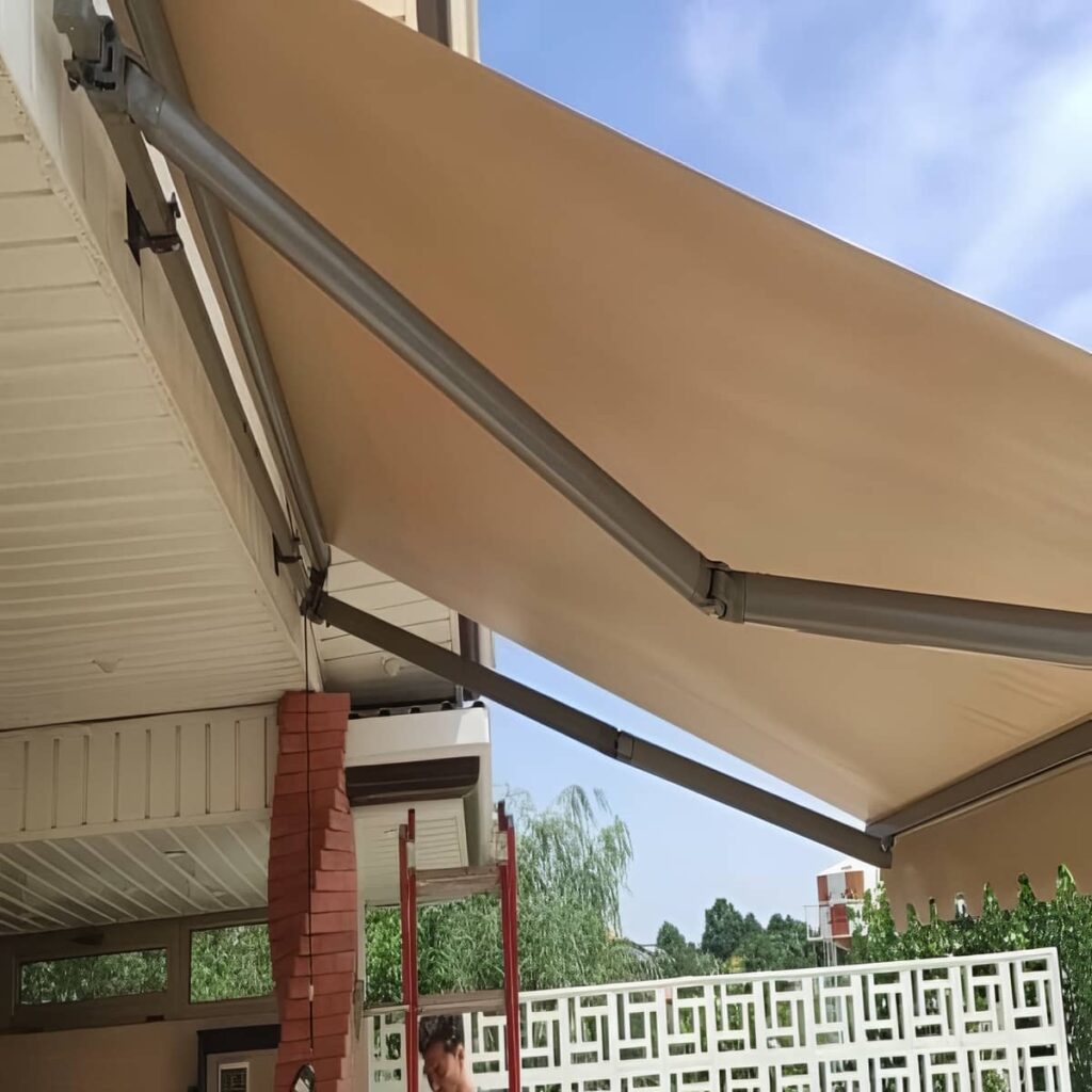پوشش مقاوم سایبان اتوماتیک
