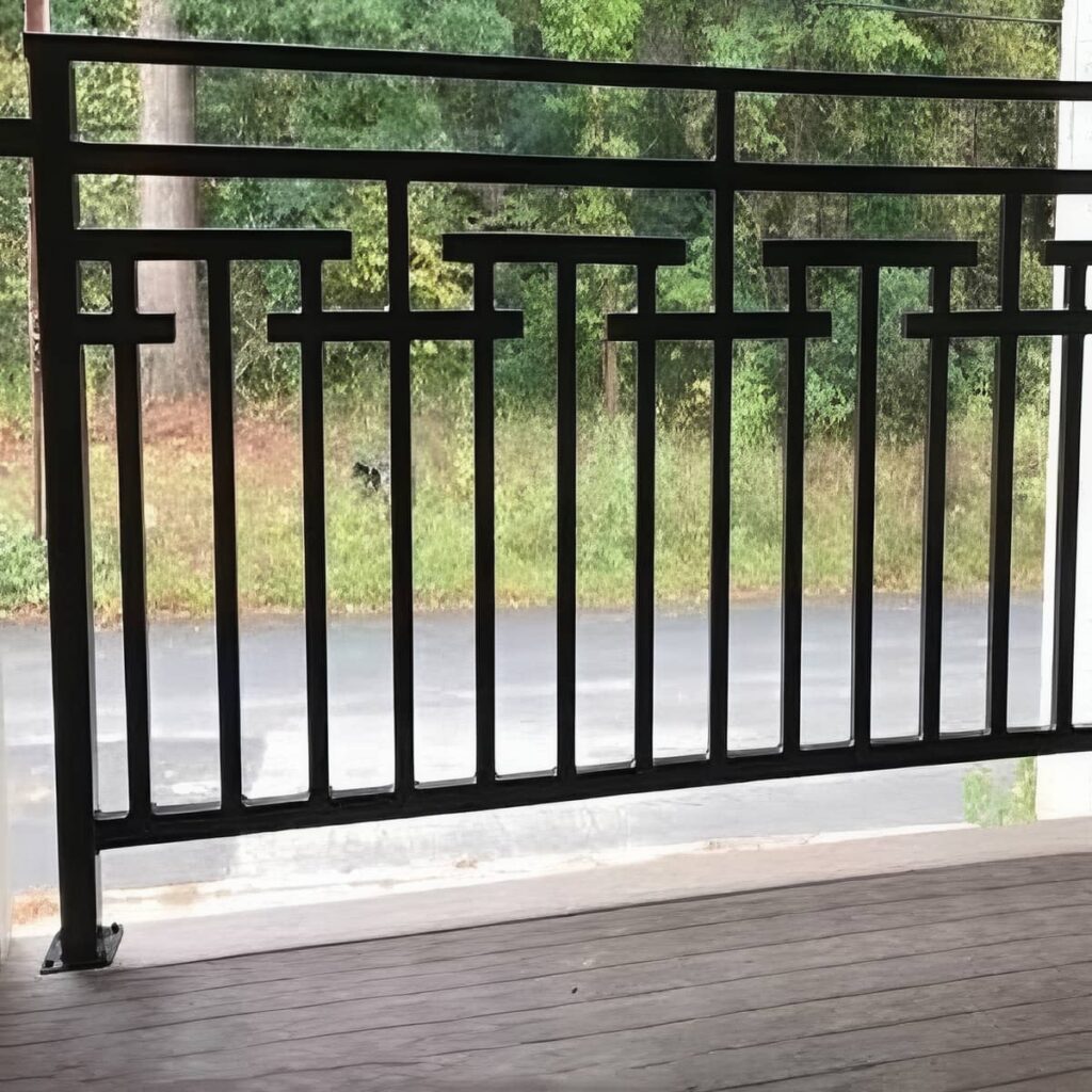 نرده بالکن سفارشی با پوشش رنگ هماهنگ نما