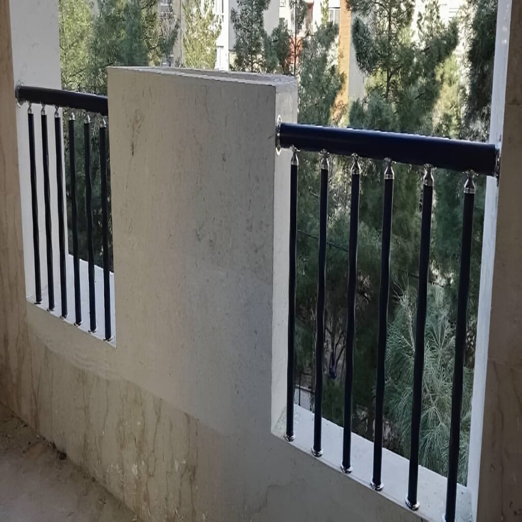 حفاظ بالکن نمای لوکس