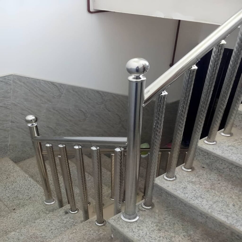 نرده استیل بالکن مدرن تراس
