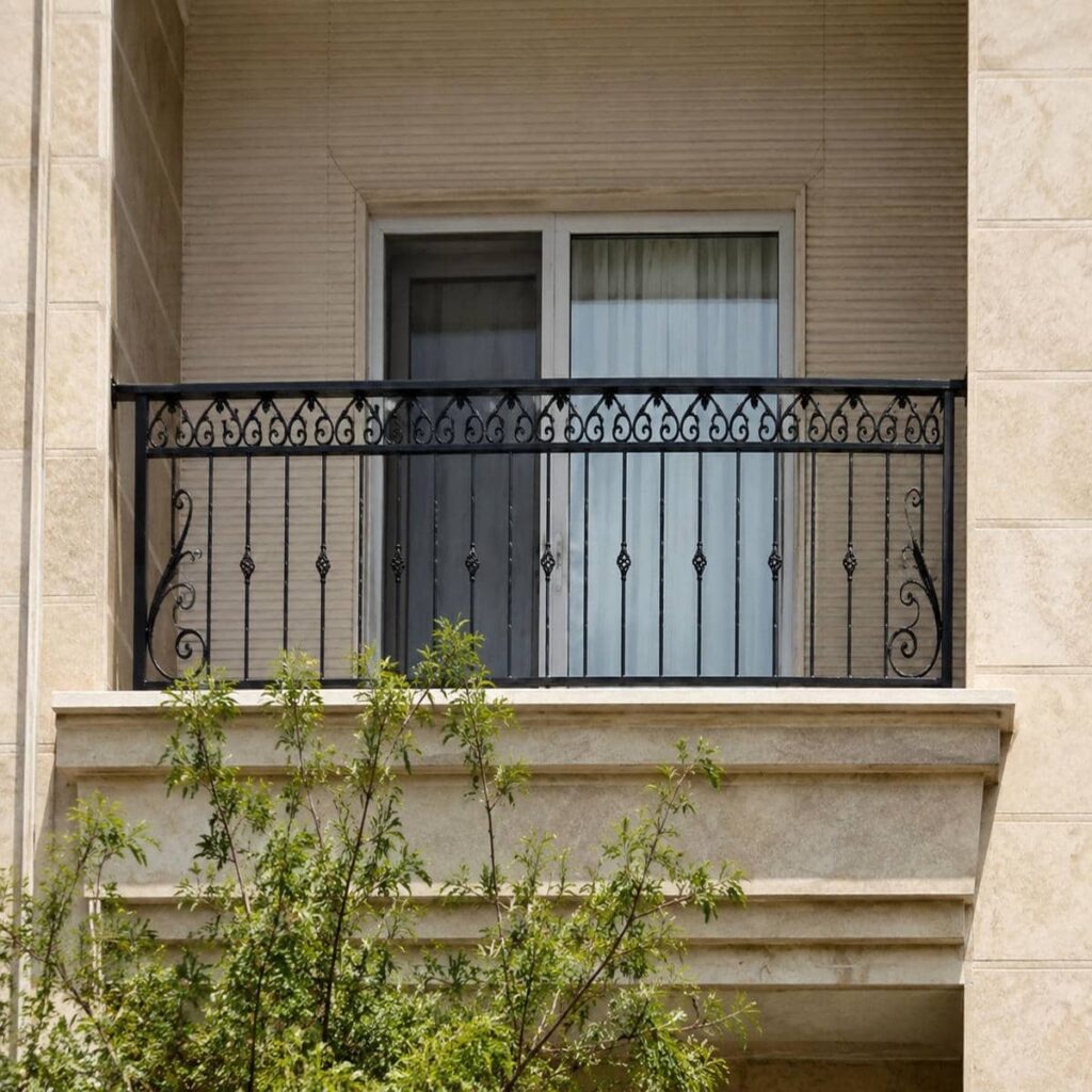 دست انداز چوبی کلاسیک