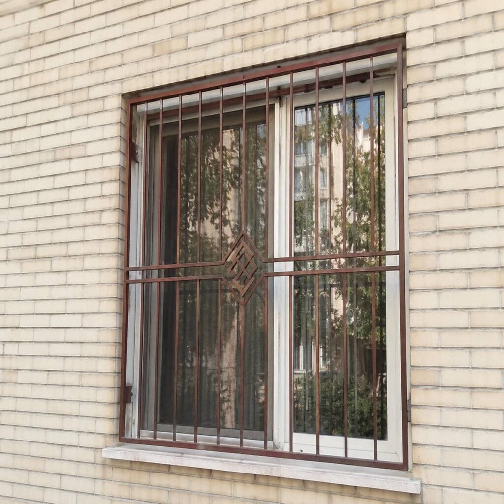طراحی حفاظ ویلایی فلزی