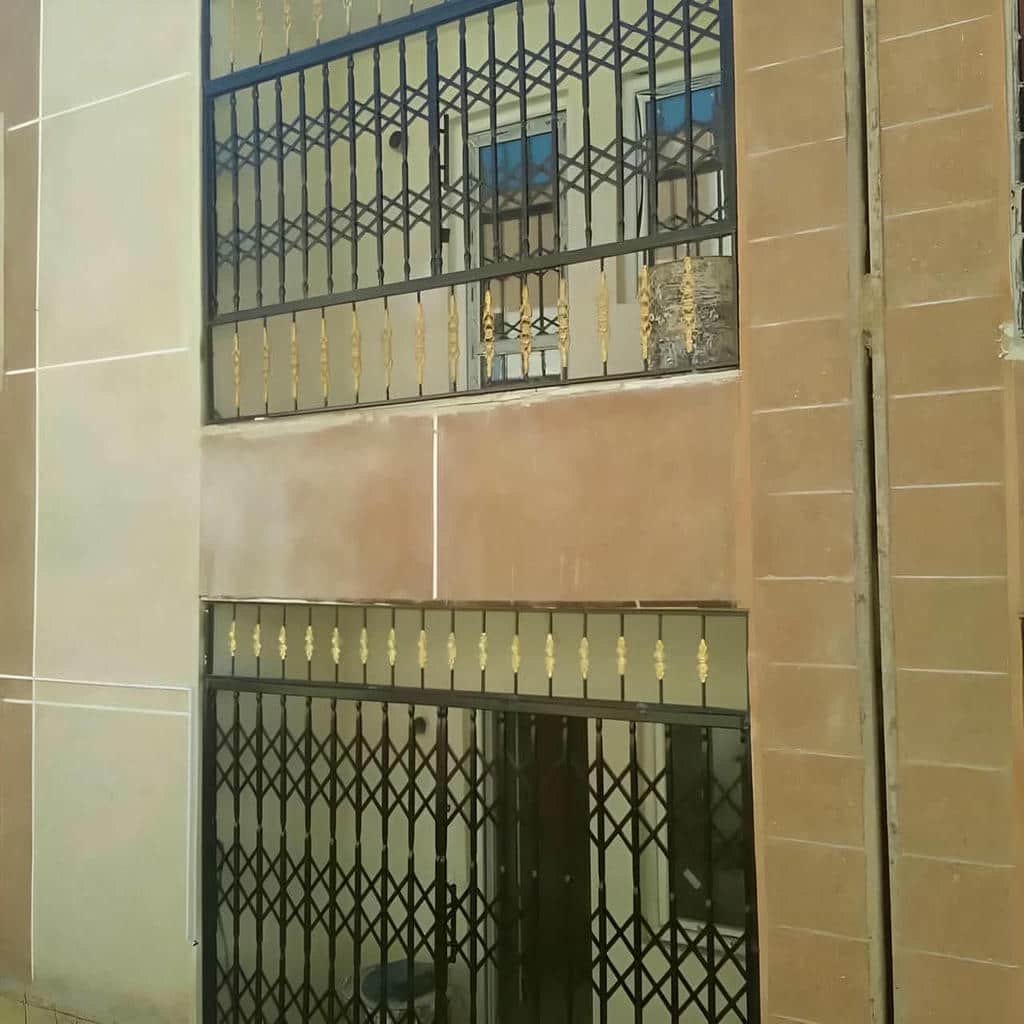محافظ پنجره متحرک ساختمان